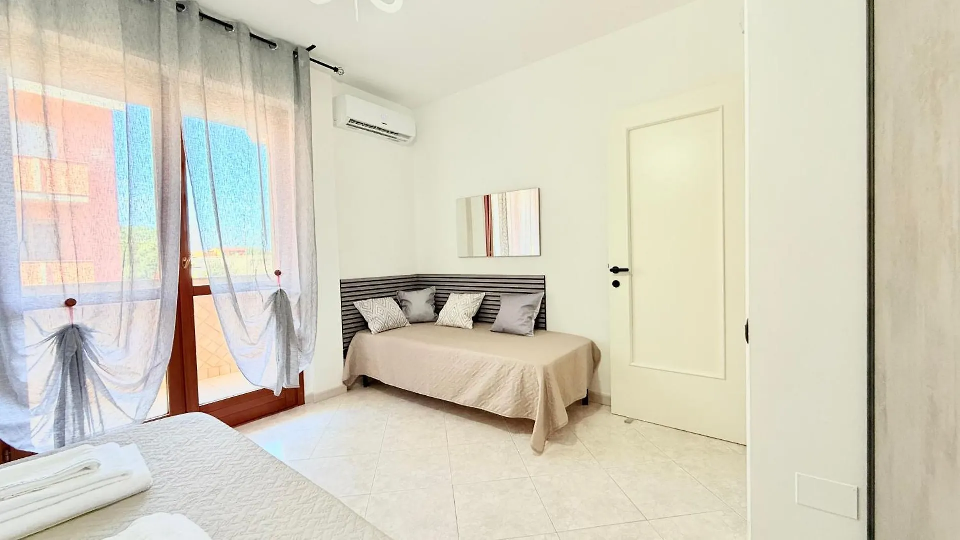 Appartamento Da Elisa Quartu SantʼElena 0*,