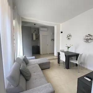 Appartamento Civico 107, Quartu SantʼElena