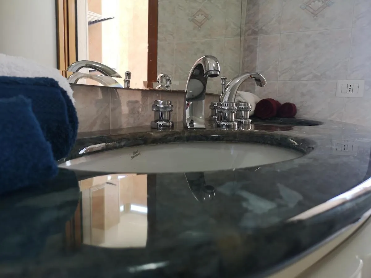 Apartment Appartamento Da Elisa Quartu Sant'Elena Italy